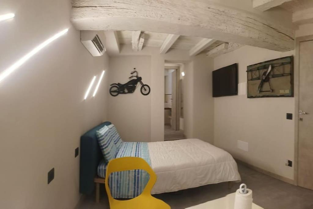 A Due Passi Dal Castello Apartment Soncino Bagian luar foto