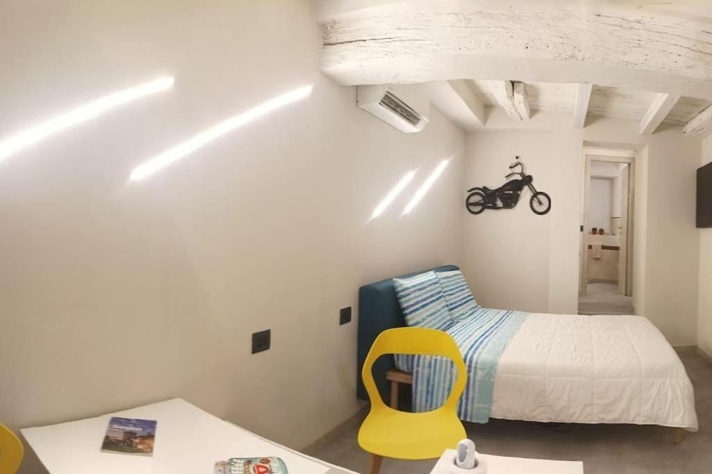 A Due Passi Dal Castello Apartment Soncino Bagian luar foto